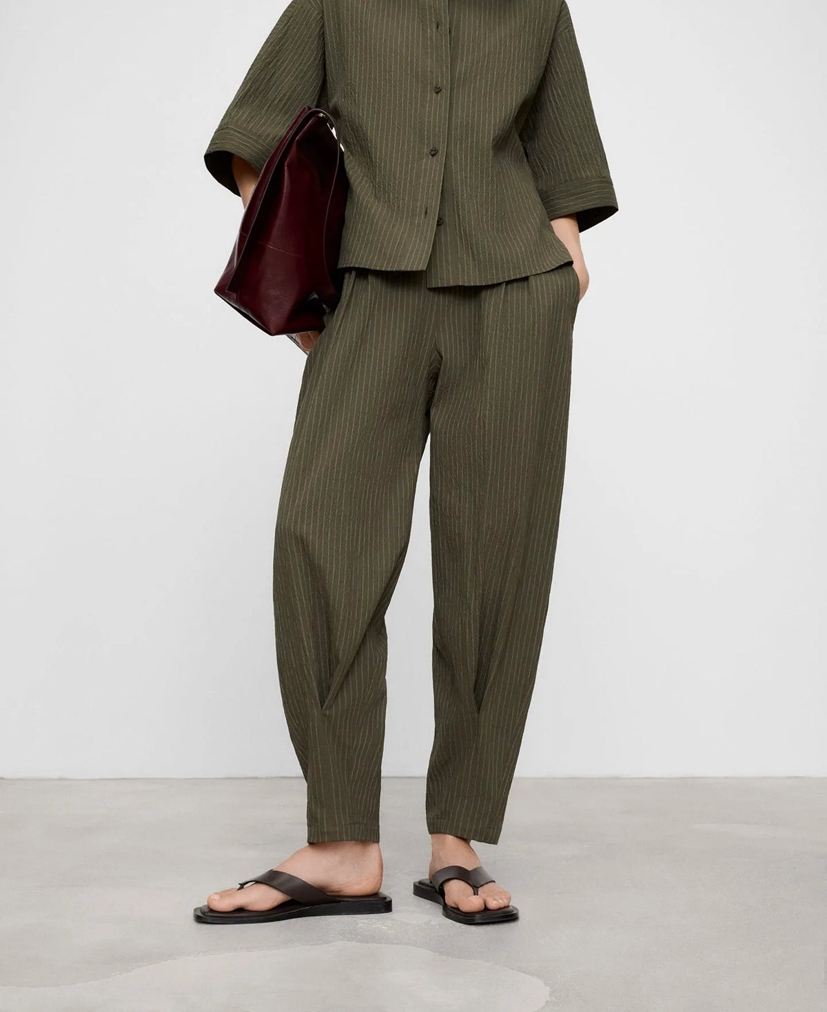 Green/grey