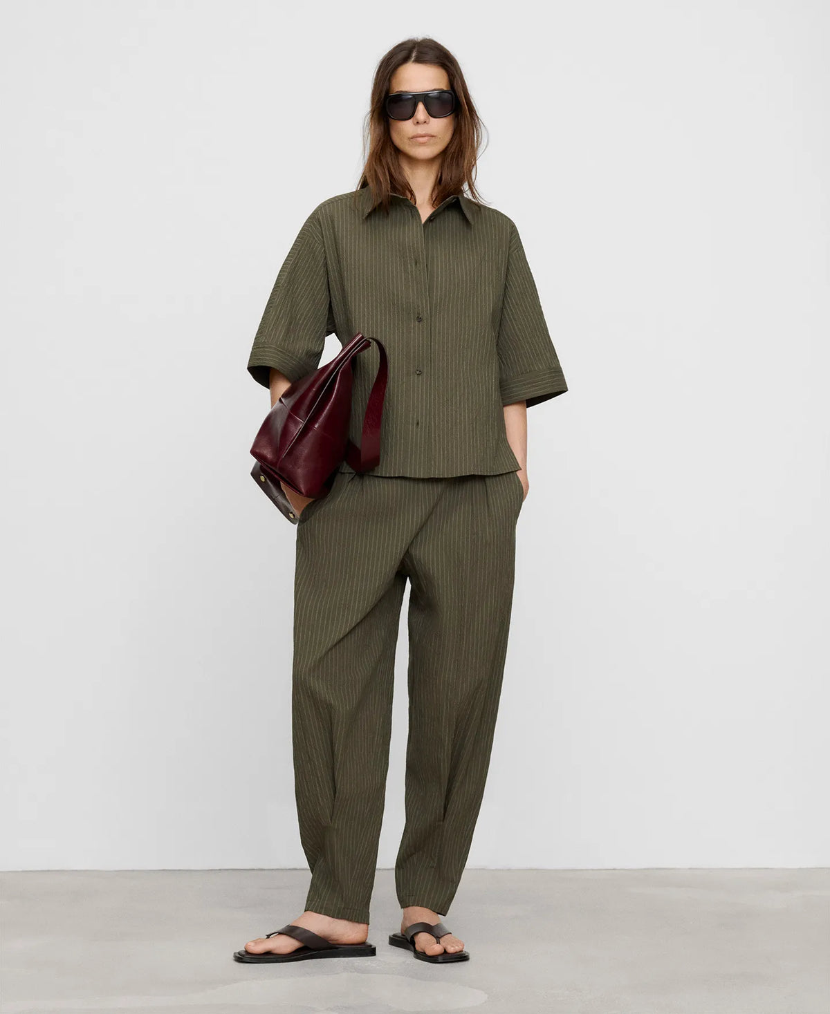 Green/grey